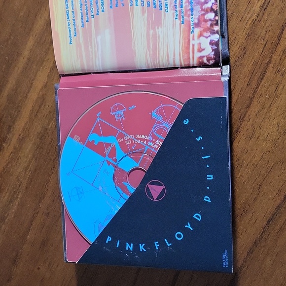Pink Floyd CDs - Picture 12 of 14